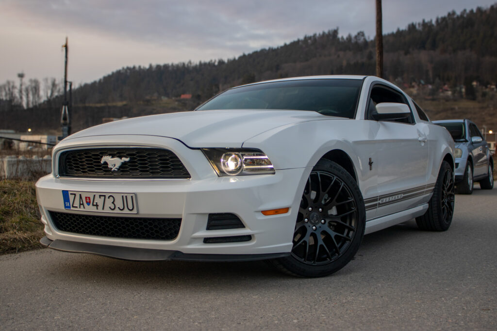 Ford Mustang 3.6 V6, 225kW, A/T,  / AJ NA SPLÁTKY / PROTIÚČET /