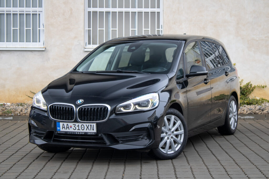 BMW Rad 2 Gran Tourer A/T 140kW / TOP STAV / AJ NA SPLÁTKY - PROTIÚČET /