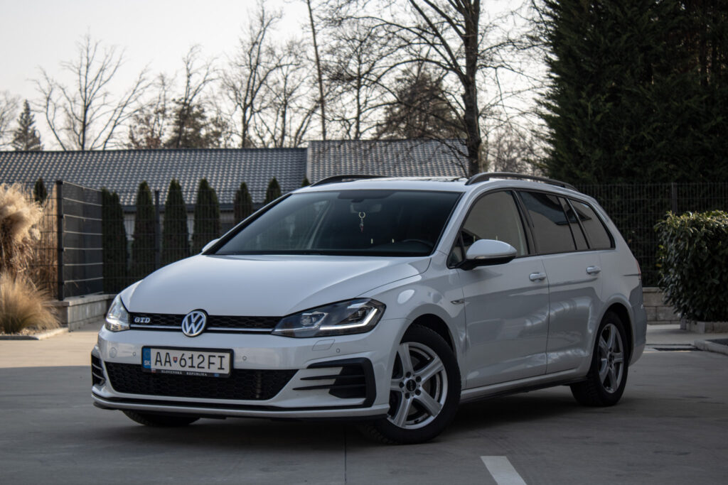 Volkswagen Golf Variant GTD  2.0 TDI /AJ NA SPLÁTKY/ PROTIÚČET