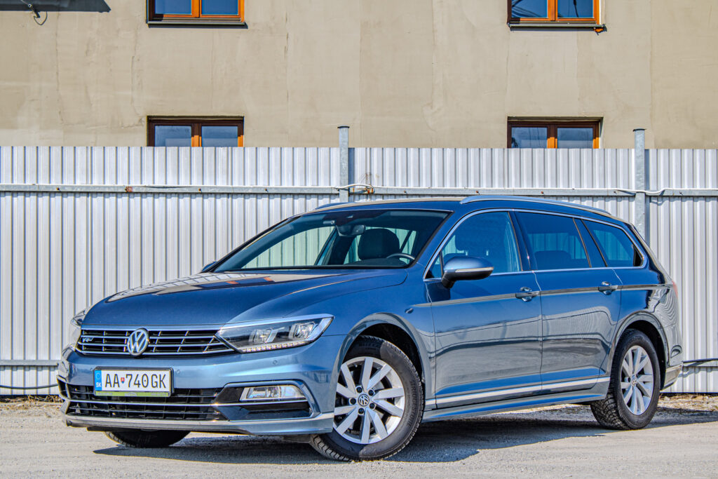 Volkswagen Passat Variant 2.0 TDI SCR Highline R-Line 140 kW /AJ NA SPLÁTKY/PROTIHODNOTA/
