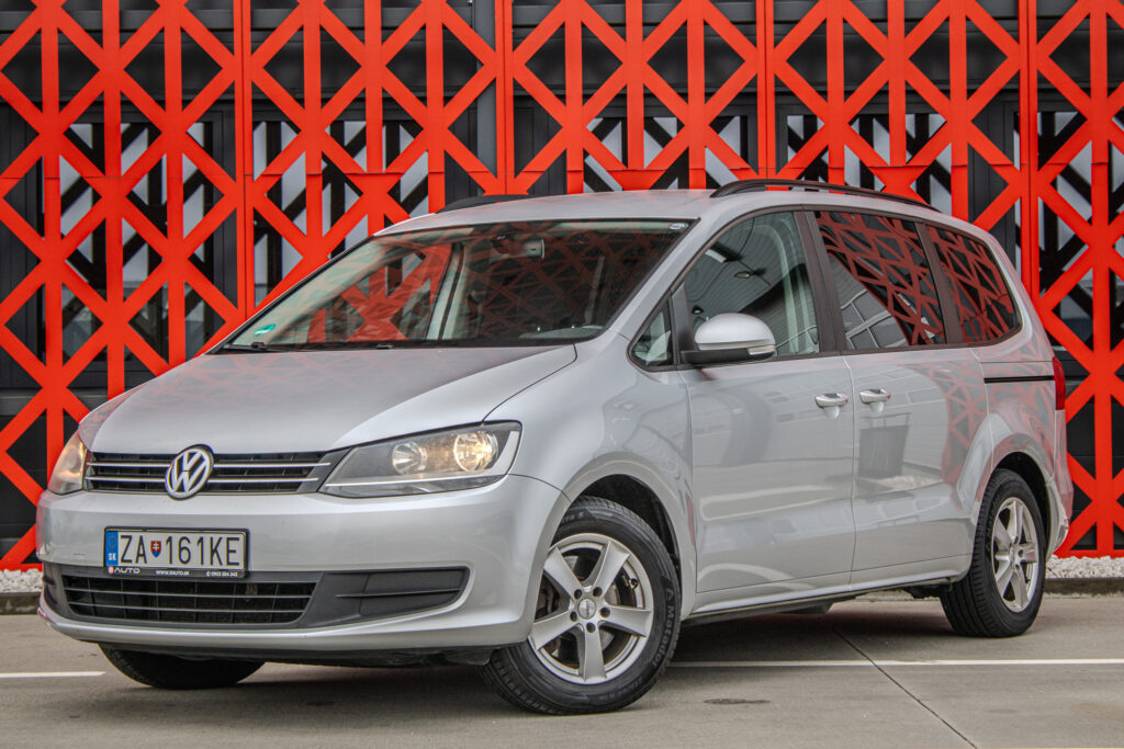 Volkswagen Sharan 2.0 TDI BMT Trendline, 103kW, M6 AJ NA SPLÁTKY / PROTIÚČET