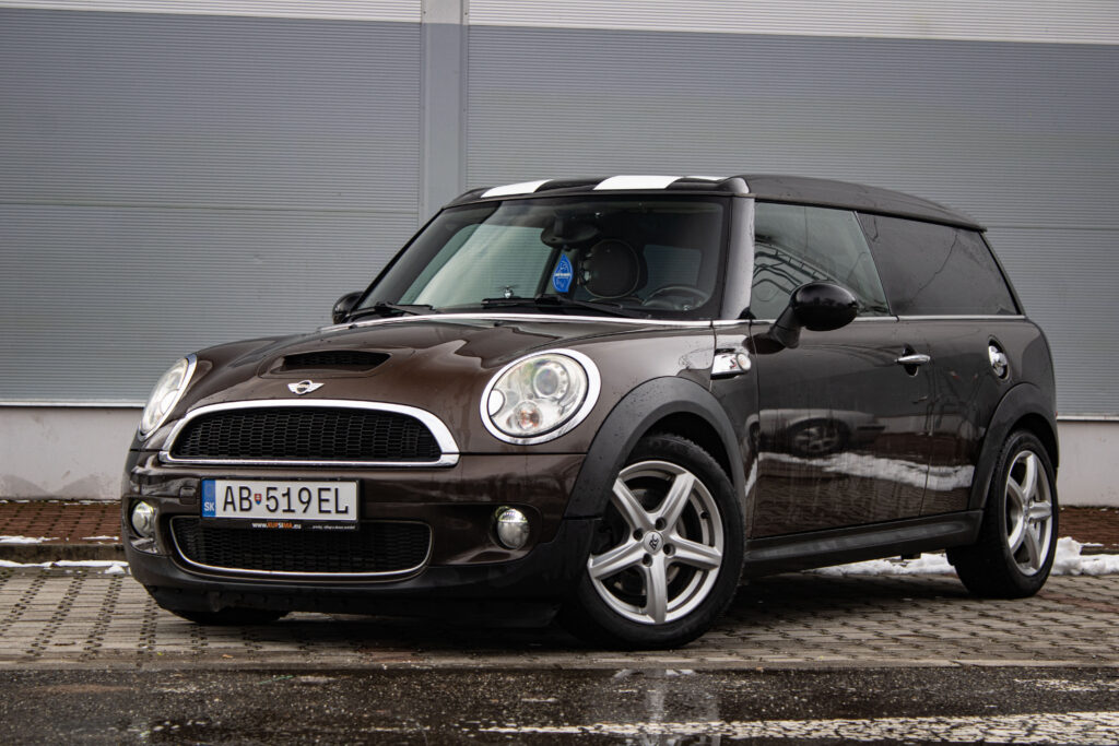 Mini Cooper S CLubman 128kW AT / AJ NA SPLÁTKY / PROTIÚČET /