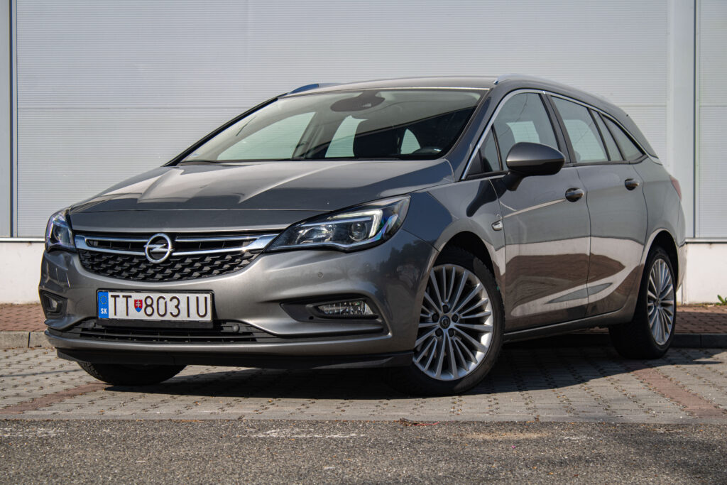 Opel Astra Sport Tourer ST 1.6 CDTI 100kW 2016 / AJ NA SPLÁTKY / PROTIÚČET /