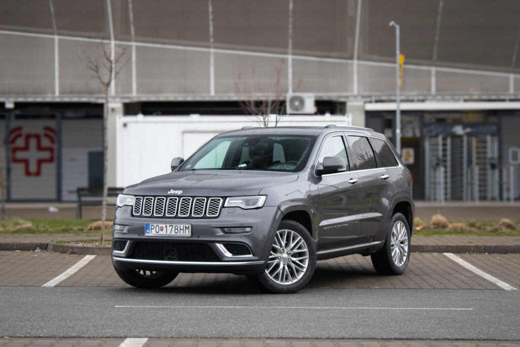 Jeep Grand Cherokee 3.0L / V6 / 184kW / A/T / ZÁRUKA / AJ NA SPLÁTKY / PROTIÚČET