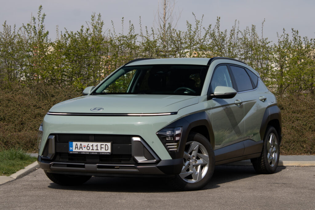 Hyundai Kona 1.6 T-GDi Family A/T 145 kW / AJ NA SPLÁTKY / PROTIÚČET /