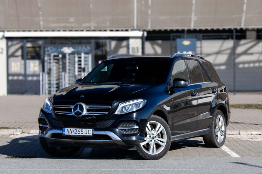 Mercedes-Benz GLE SUV Mercedes - Benz  350d 4matic / 190kW / AJ NA SPLÁTKY / PROTIÚČET