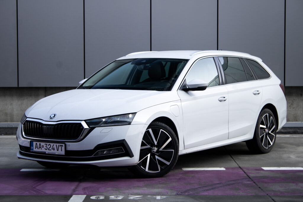 Škoda Octavia Combi 1.4 TSI iV PHEV Style DSG