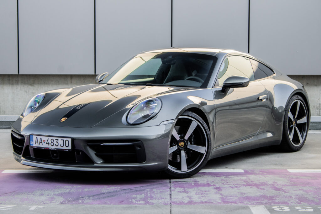 Porsche 911 Carrera 4S, 331 kW, 8-st. automat, 2021