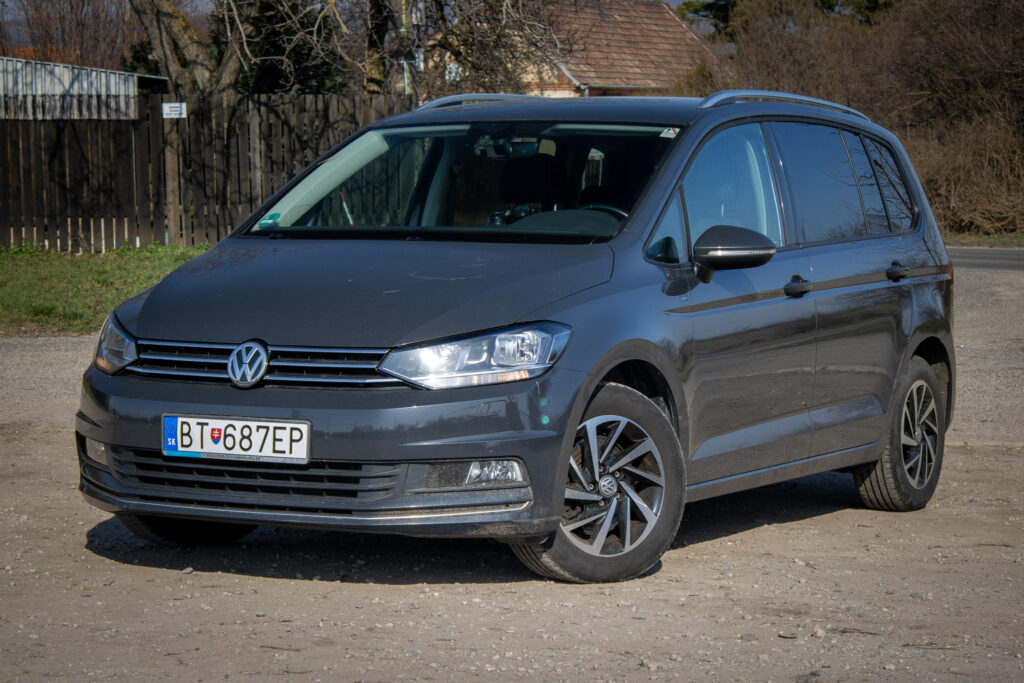 Volkswagen Touran 1.4 TSI ACT DSG / AJ NA SPLÁTKY / PROTIÚČET /