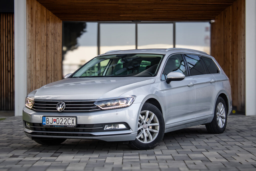Volkswagen Passat Variant 1.6 TDI, 88kW, A7 / AJ NA SPLÁTKY / PROTIÚČET /