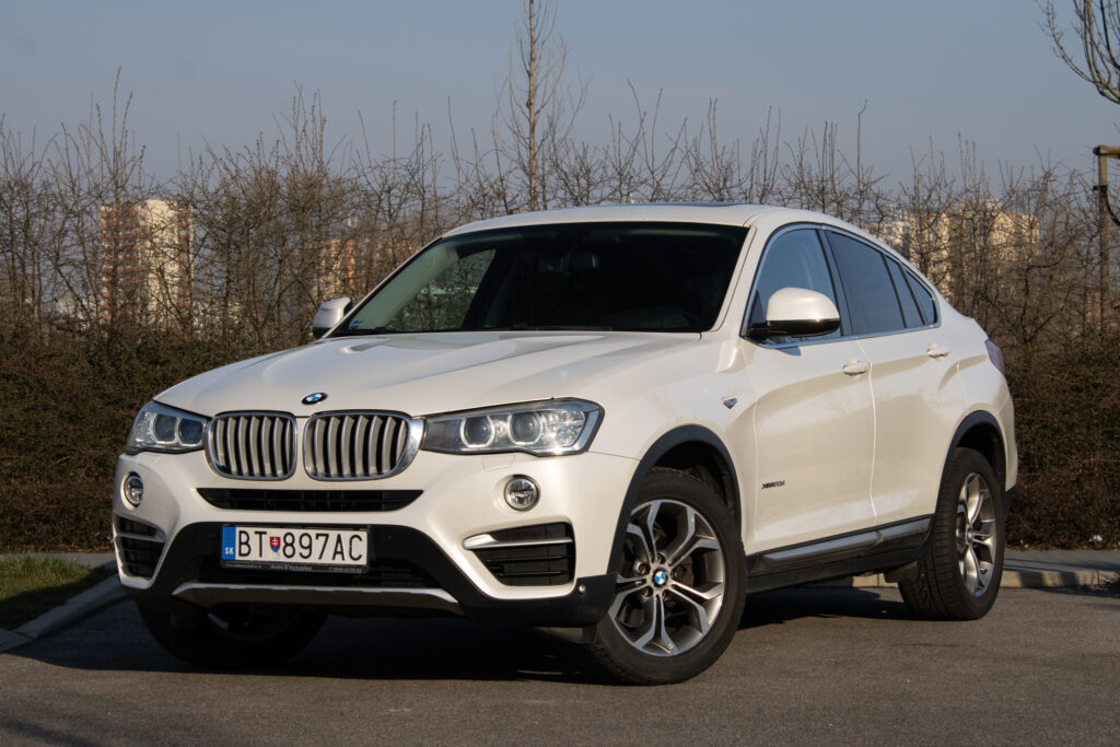 BMW X4 xDrive 20d A/T / AJ NA SPLÁTKY / PROTIÚČET /