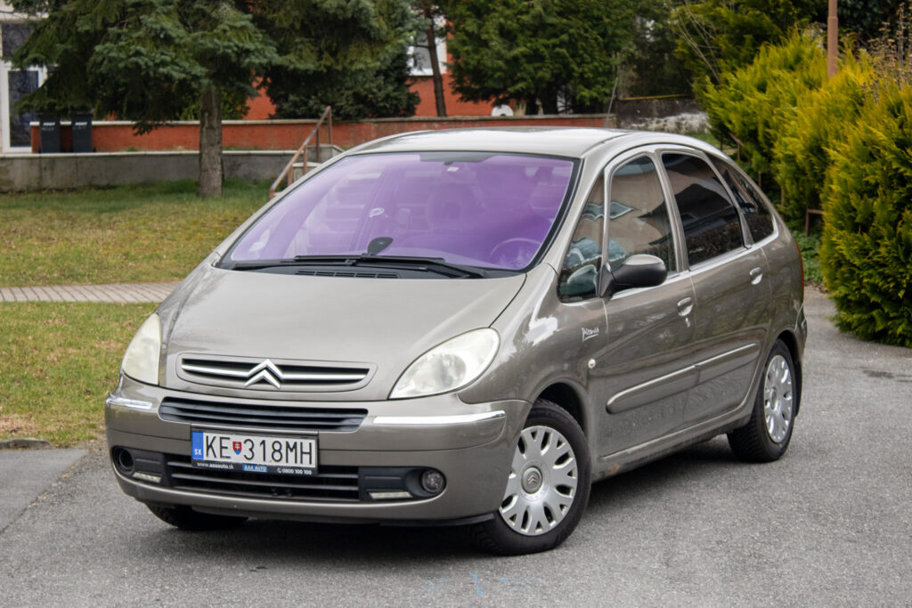 Citroën Xsara Picasso 1.6i 16V Exclusive / 80kW / M5 / AJ NA SPLÁTKY / PROTIÚČET