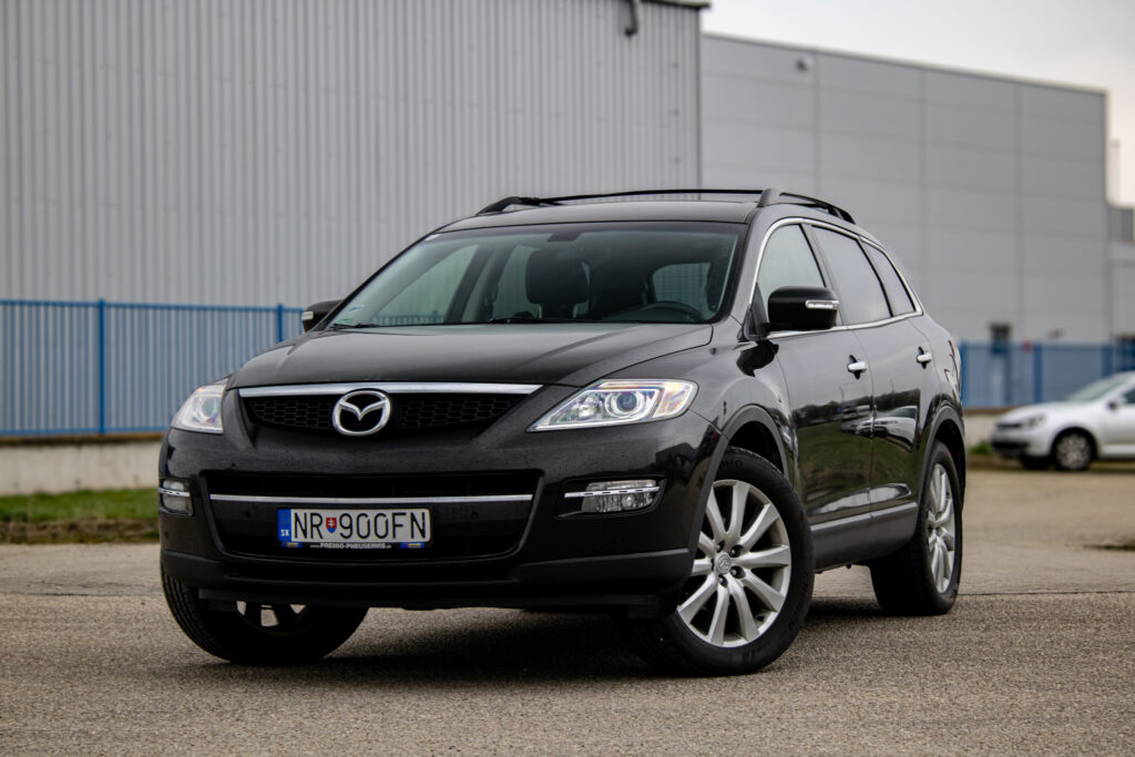 Mazda CX-9 3.7i V6, AT/6 / NA SPLÁTKY / NA PROTIÚČET