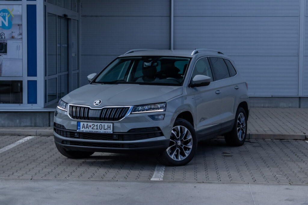 Škoda Karoq 2.0 TDI EVO SCR Style 4x4 DSG / AJ NA SPLÁTKY / PROTIÚČET