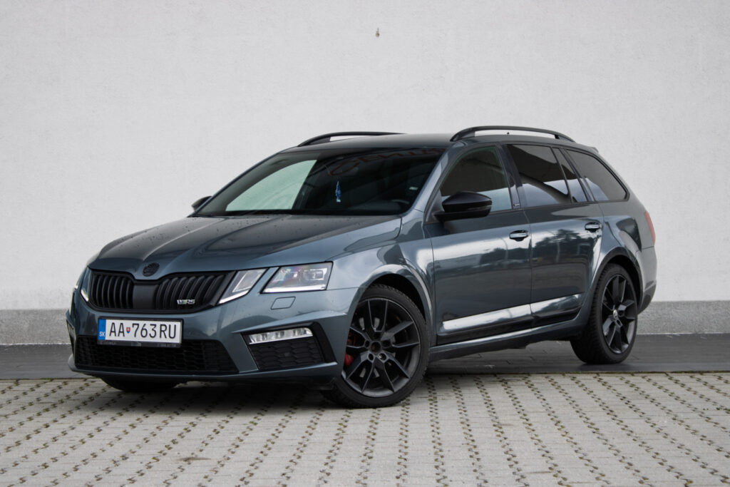 Škoda Octavia Combi 2.0 TDI VRS DSG AT/6 /NA SPLÁTKY / NA PROTIÚČET