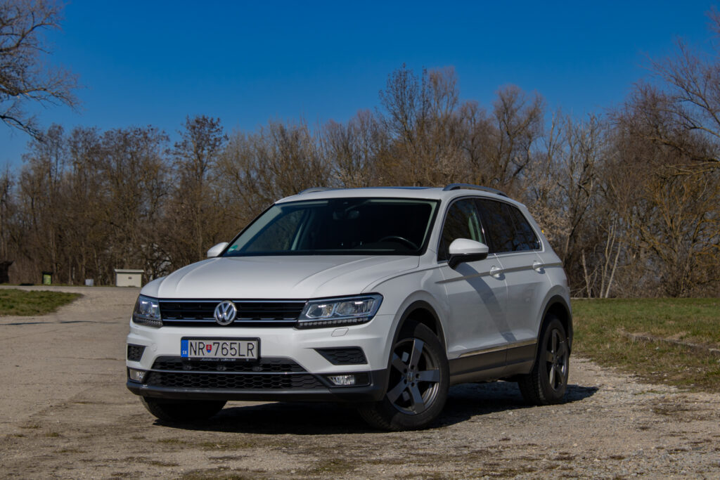 Volkswagen Tiguan 2.0 TDI Highline / AJ NA SPLÁTKY / PROTIHODNOTA /