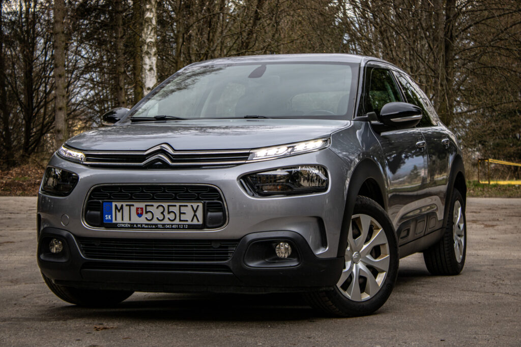 Citroën C4 Cactus PureTech 110 S&S E6.2 Shine A/T, 81kW, A6, 5d./AJ NA SPLÁTKY/PROTIÚČET