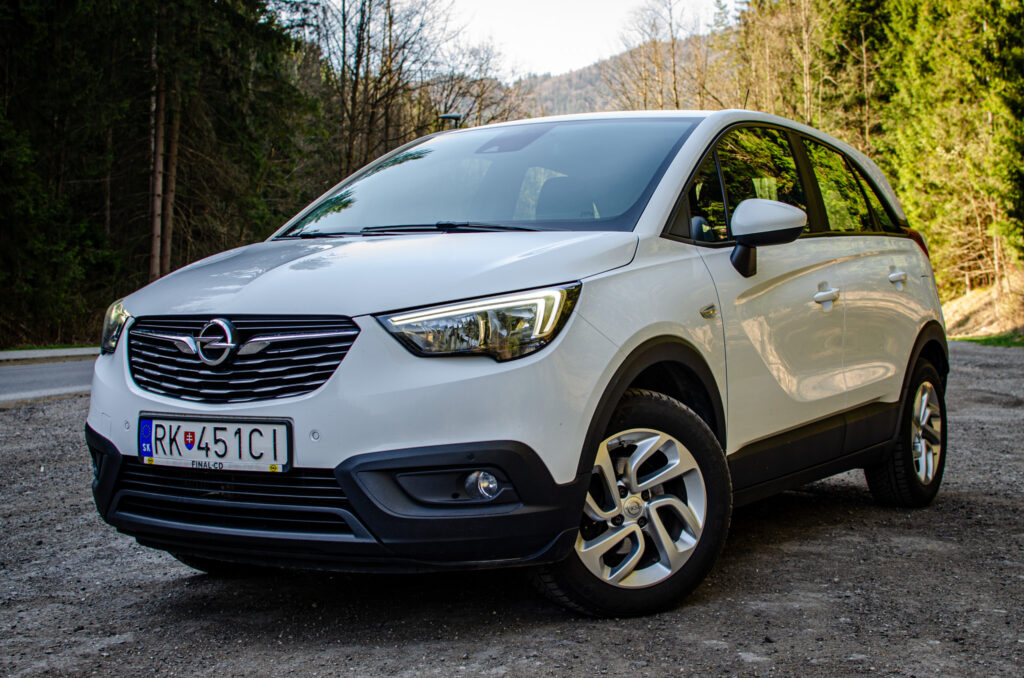 Opel Crossland X 1.2 TURBO S&S ECOTEC Innovation 81kW, M6, 5d. /AJ NA SPLÁTKY/PROTIÚČET
