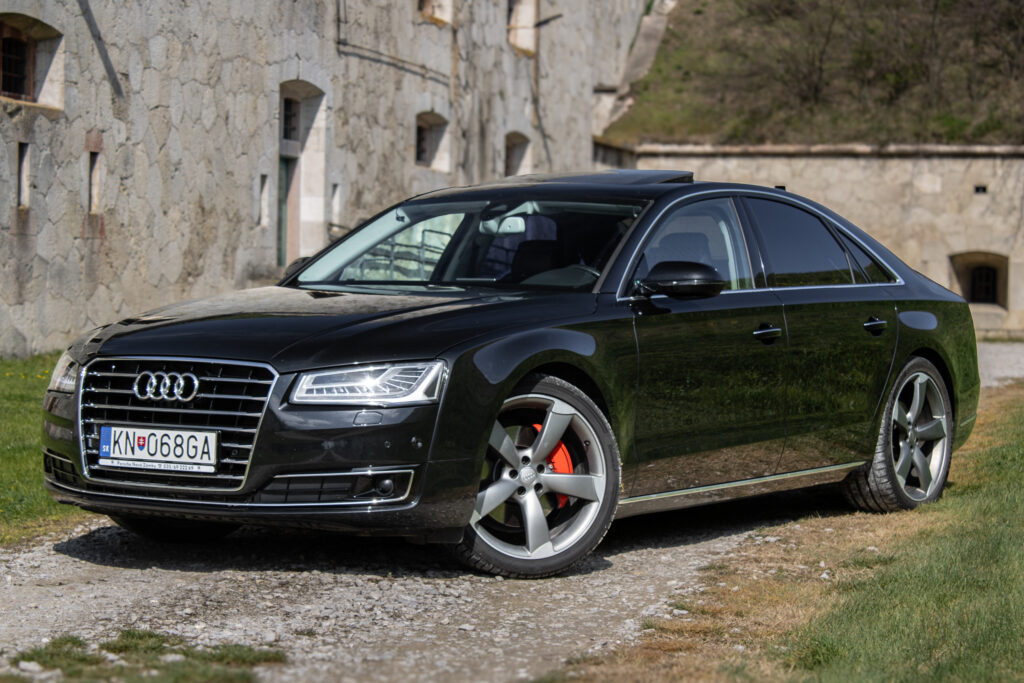 Audi A8 3.0 TDI V6 DPF quattro tiptronic 190kW / NA SPLÁTKY / NA PROTIÚČET