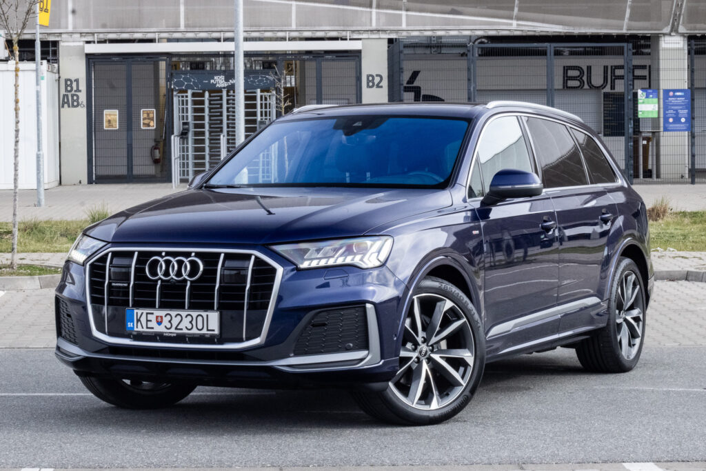 Audi Q7 50 3.0 TDI mHEV S-line quattro tiptronic, 210kW / AJ NA SPLÁTKY / PROTIÚČET /