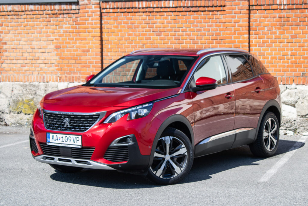 Peugeot 3008 1.6 THP Allure EAT6, 121kW (2018) / AJ NA SPLÁTKY / PROTIÚČET /