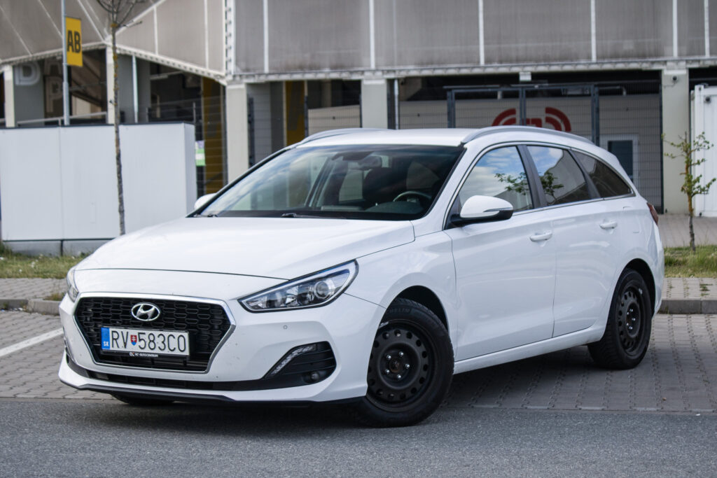 Hyundai i30 CW 1.6 CRDi, 85kW (2020) / AJ NA SPLÁTKY / PROTIÚČET /