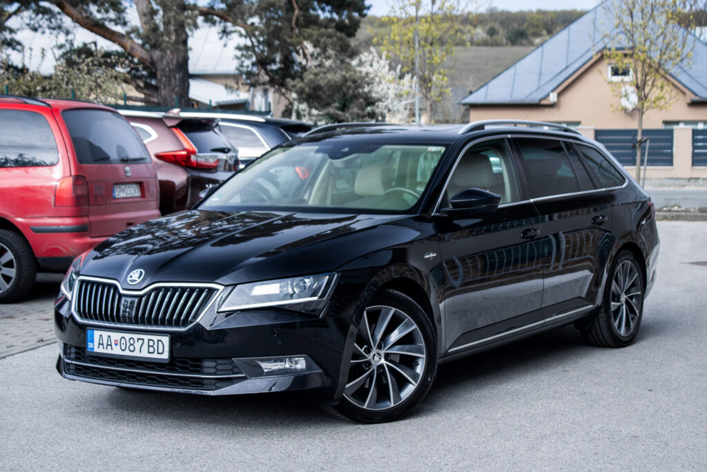 Škoda Superb Combi 2.0 TDI L&K 4x4 DSG, 140kW (2018) / AJ NA SPLÁTKY / PROTIÚČET /