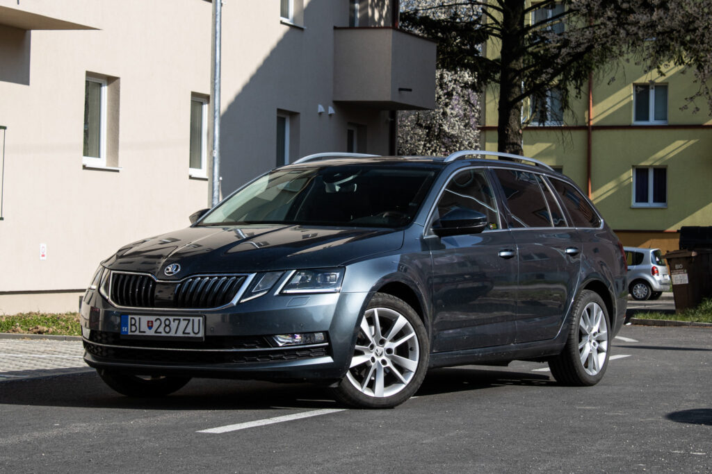 Škoda Octavia Combi 1.5 TGI G-TEC DSG CNG / AJ NA SPLÁTKY / PROTIHODNOTA /