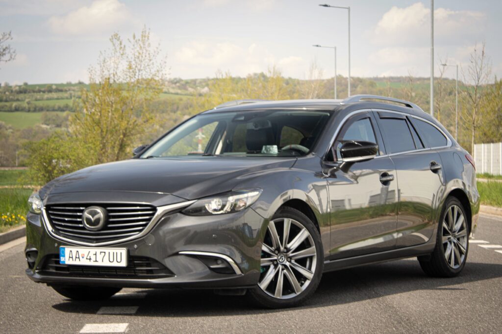 Mazda 6 Combi 2.2 REVOLUTION A/T / TOP STAV /