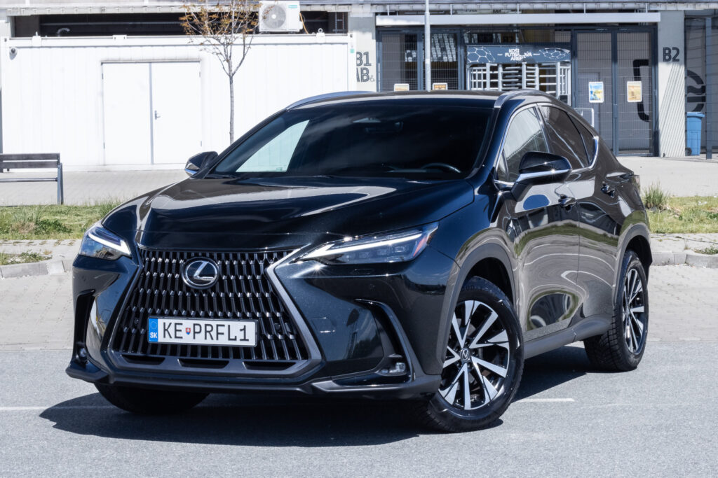 Lexus NX 350h AWD PRESTIGE (2024) / AJ NA SPLÁTKY / PROTIÚČET /