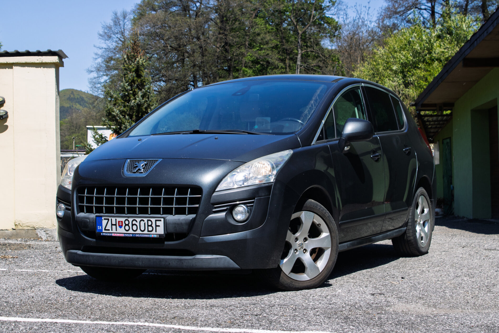 Peugeot 3008 1.6e VTi 88kW MT5 / NA SPLÁTKY / NA PROTIÚČET
