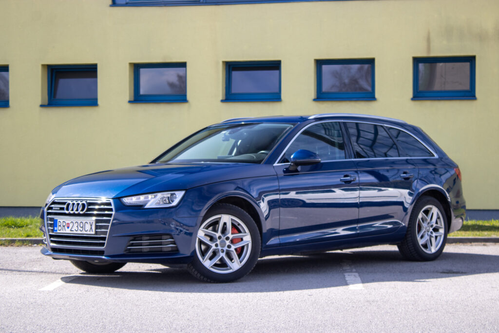 Audi A4 Avant 2.0 TDI quattro S tronic, 140kW, A7, 5d. / AJ NA SPLÁTKY / PROTIÚČET /