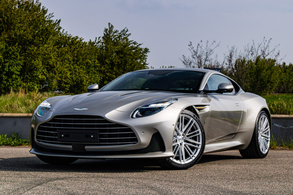 Aston Martin DB12 Goldfinger 007 Edition 1 of 60