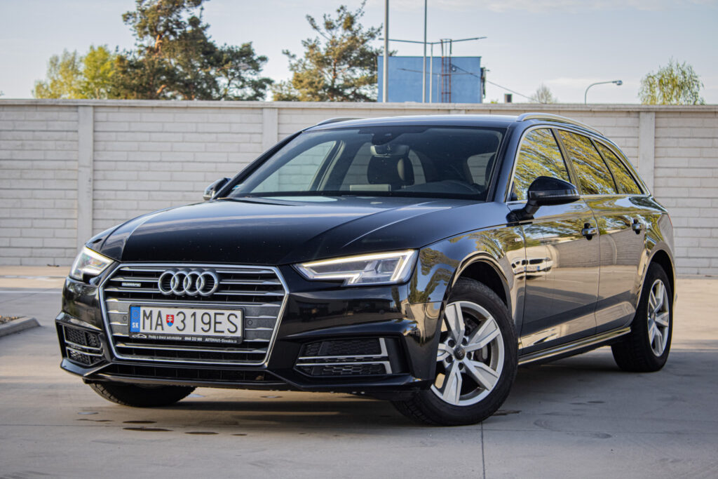 Audi A4 Avant 2.0 TDI Sport Quattro S tronic /AJ NA SPLÁTKY/PROTIÚČET/