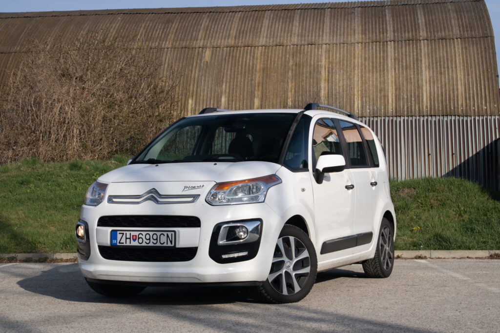 Citroën C3 Picasso PureTech 110 M/T5 81kW / NA SPLÁTKY / NA PROTIÚČET