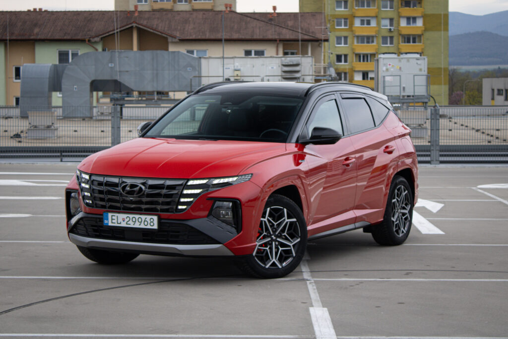 Tucson 1.6 T-GDi HEV N Line+ 4x4, 195kW / FINANCOVANIE / PROTIHODNOTA