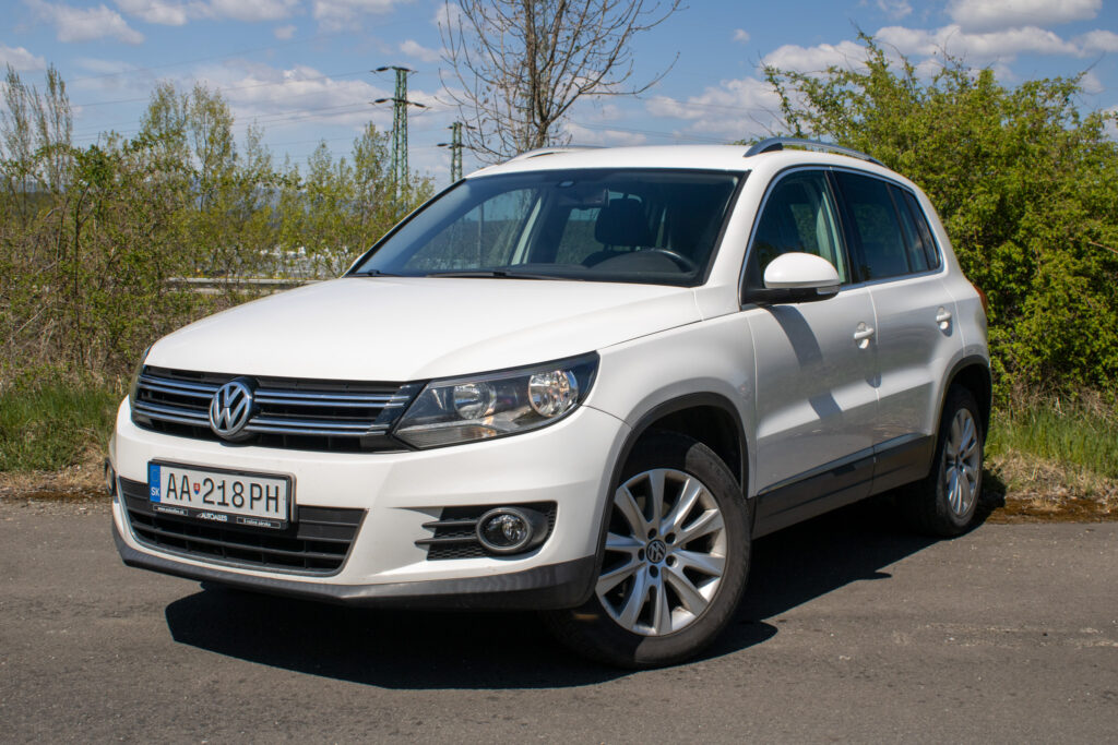 Volkswagen Tiguan 2.0TDI 4x4 / AJ NA SPLÁTKY - PROTIHODNOTA /