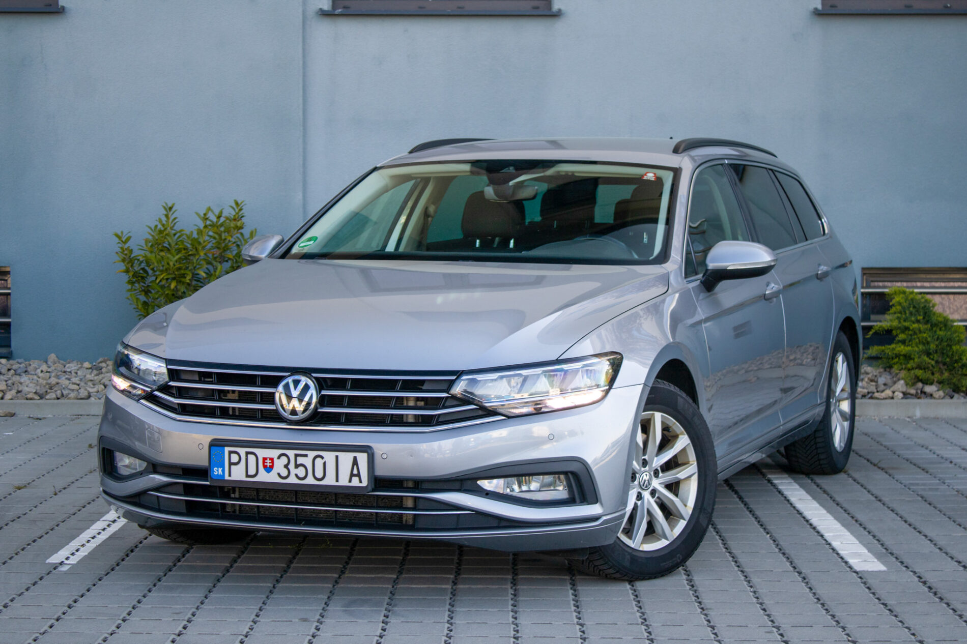 Volkswagen Passat Variant 2.0TDI B8 DSG / AJ NA SPLÁTKY - PROTIHODNOTA /