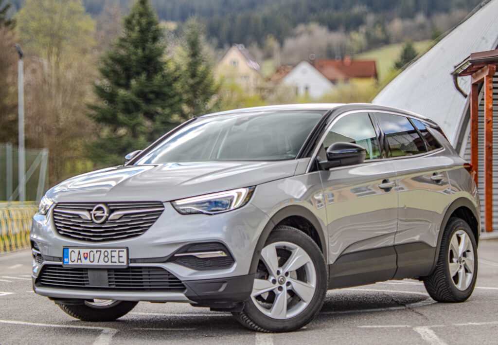 Opel Grandland X 1.2 TURBO S&S Innovation A/T6, 96kW / AJ NA SPLÁTKY / PROTIHODNOTA /