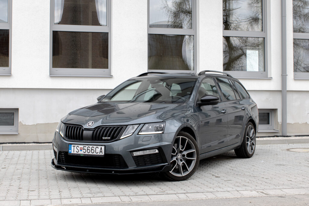 Škoda Octavia Combi 2.0 TDI 184k RS  DSG EU6.  FINANCOVANIE/PROTIÚČET