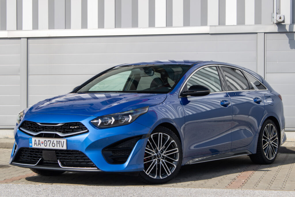 Kia 1.5 T-GDi GT-Line / 103 kW / AT7 / ZÁRUKA / AJ NA SPLÁTKY / PROTIÚČET