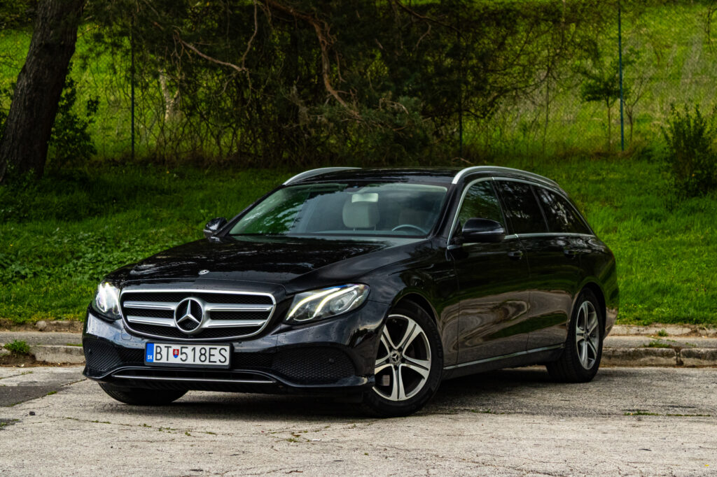 Mercedes-Benz E200d 110kW Avantgarde / Aj na splátky / Protiúčet /