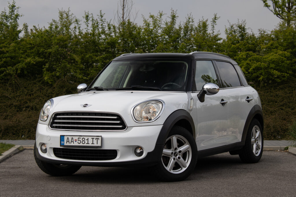 Mini Countryman Cooper  1.6i 85 kW / AJ NA SPLÁTKY / PROTIÚČET /
