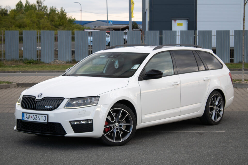 Škoda Octavia Combi RS 2.0 TDI DSG / 135kW / A6 / ZÁRUKA / AJ NA SPLÁTKY / PROTIÚČET