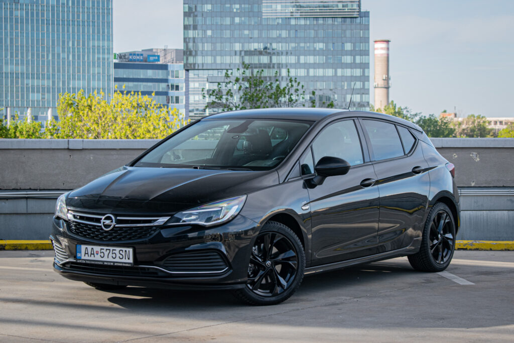 Opel Astra 1.6 Turbo 147kW /AJ NA SPLÁTKY/PROTIÚČET/