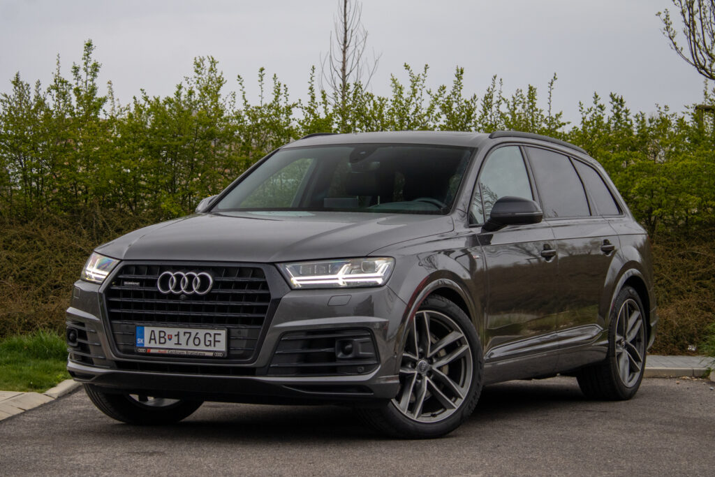 Audi Q7 50 TDI quattro tiptronic S Line / AJ NA SPLÁTKY / PROTIÚČET /