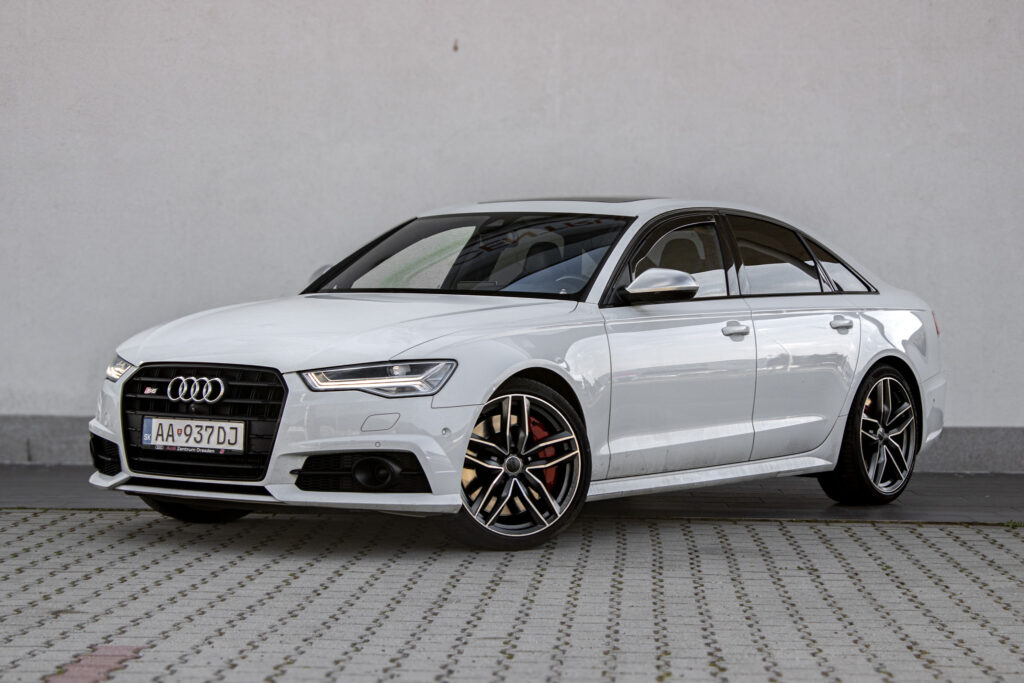 Audi S6 Quattro 331kW A/T 7 / NA SPLÁTKY / NA PROTIÚČET