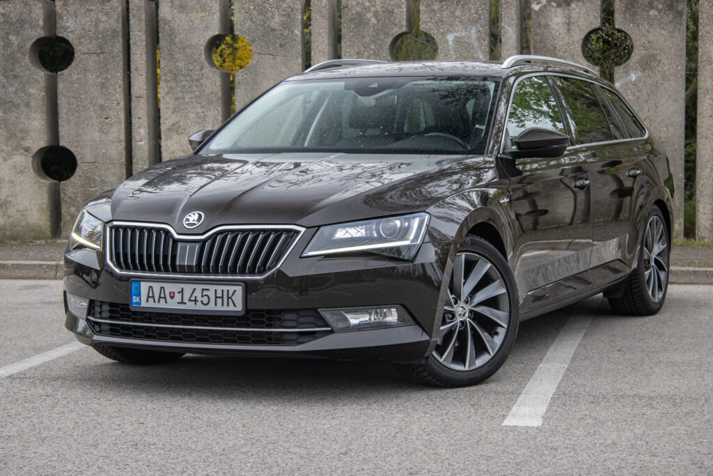 Škoda Superb Combi 2.0 TDI 190k Ambition DSG EU6