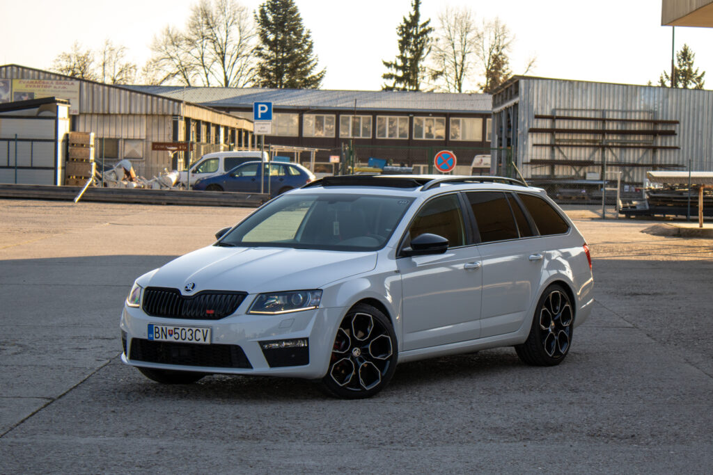 Škoda Octavia Combi 2.0 TDI RS DSG, 135kW / FINANCOVANIE /  ZÁRUKA /  PROTIHODNOTA