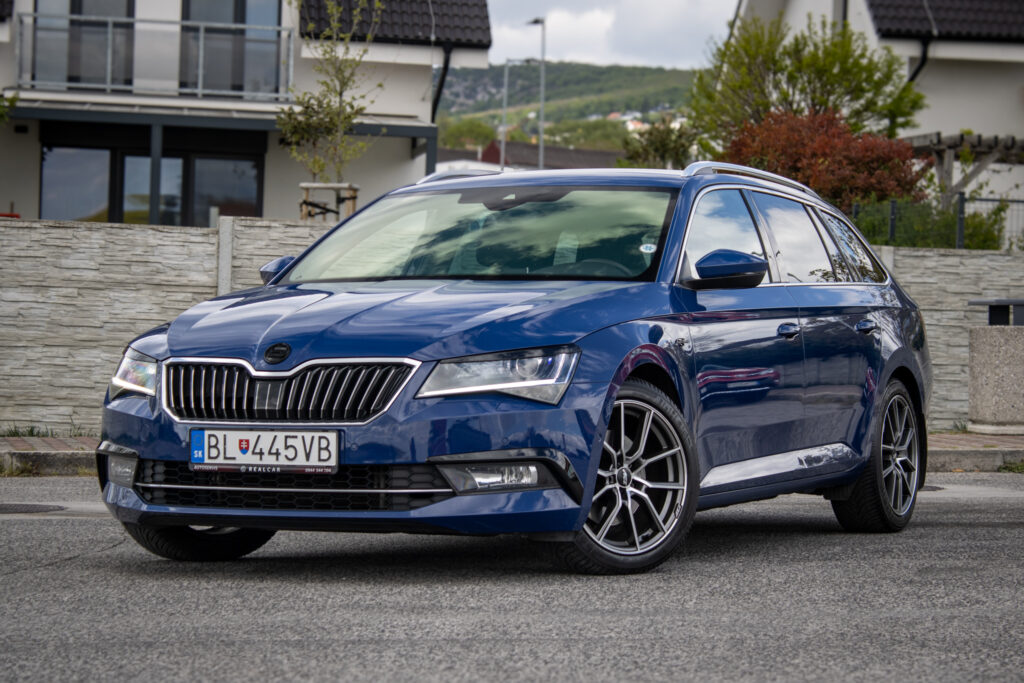 Škoda Superb Combi 2.0 TDI SCR L&K DSG 4x4 140kW